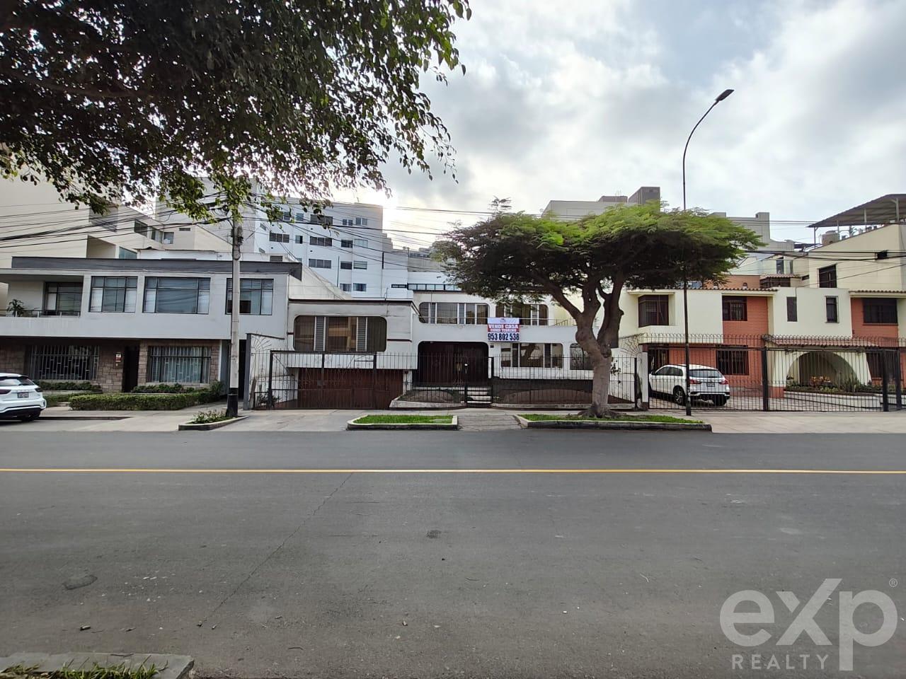 Terreno en venta en Lima | Lima | San Isidro, Calle Ricardo Angulo al 1150, 426 m²