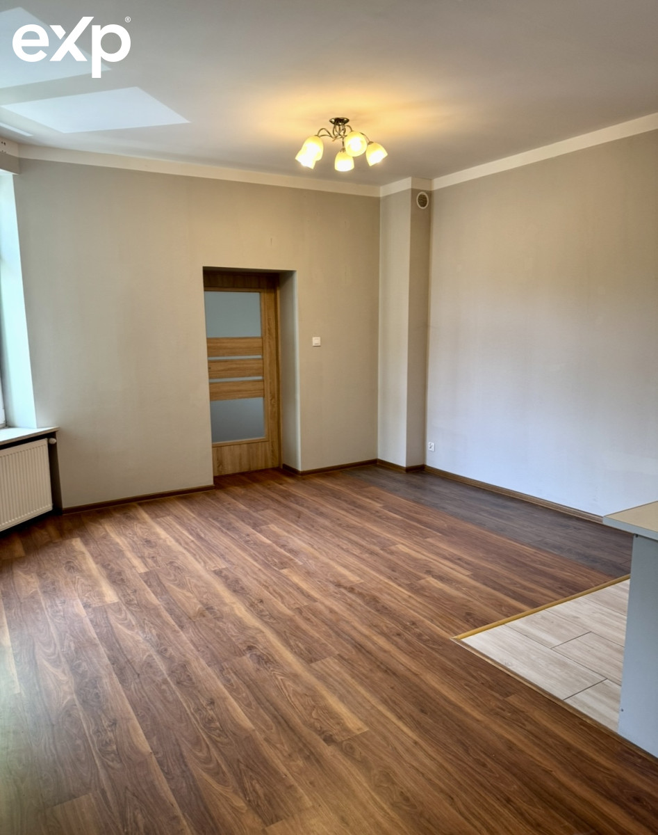 Przestronne mieszkanie w centrum Bytomia
