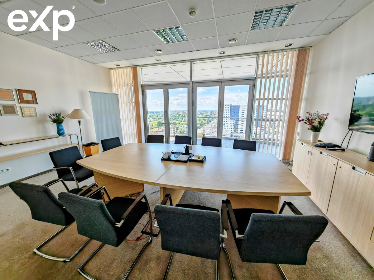BIURO REPREZENTACYJNE 400 m² | 9. PIĘTRO | PGK