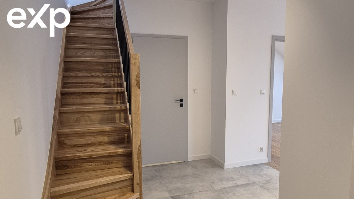 Gotowe, wykończone 19m2 taras. Dwupoziomowe