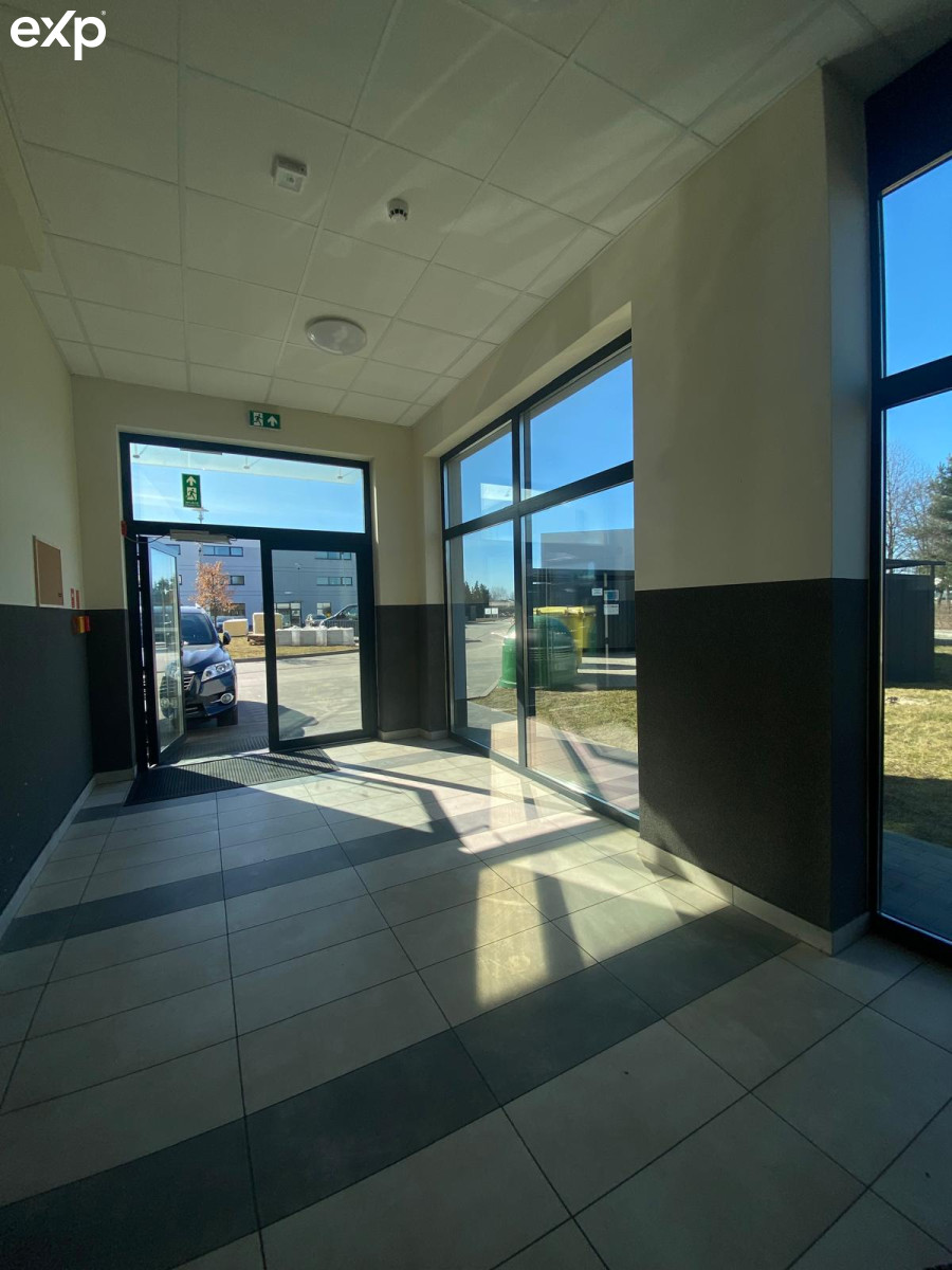 Lokal inwestycyjny z najemcą - Jelcz-Laskowice