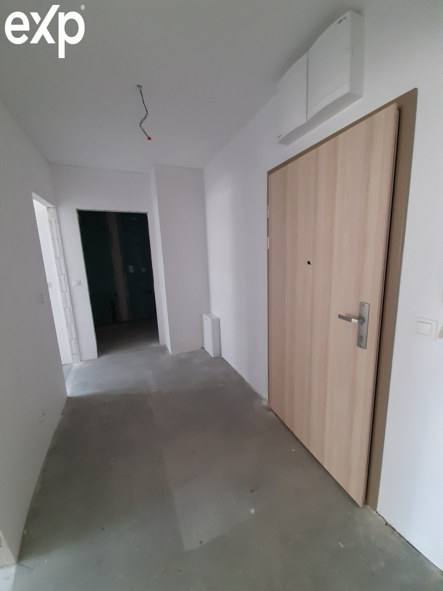 90m2 ogrodu od strony patio*winda*garaż