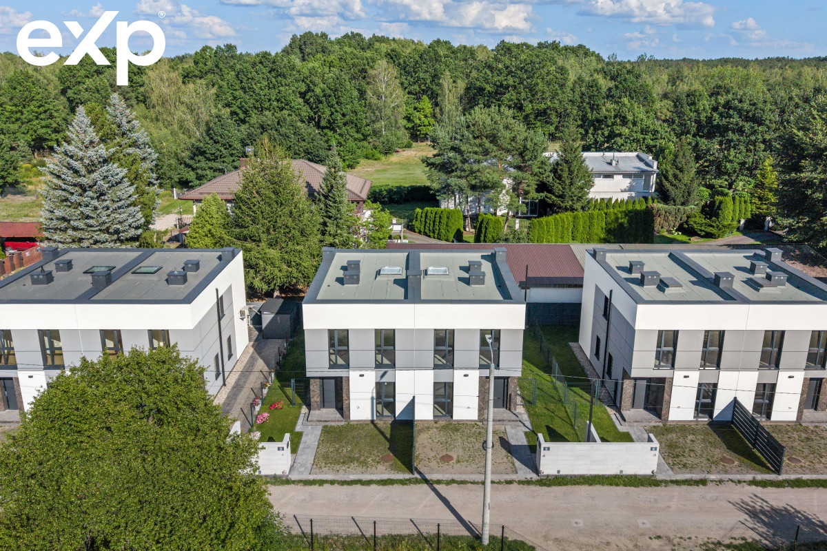 House (Semi-Detached) for sale in Zakręt, ul., Nowa, 4E, Zakręt, otwocki, MAZOWIECKIE, Polska, 95 m²