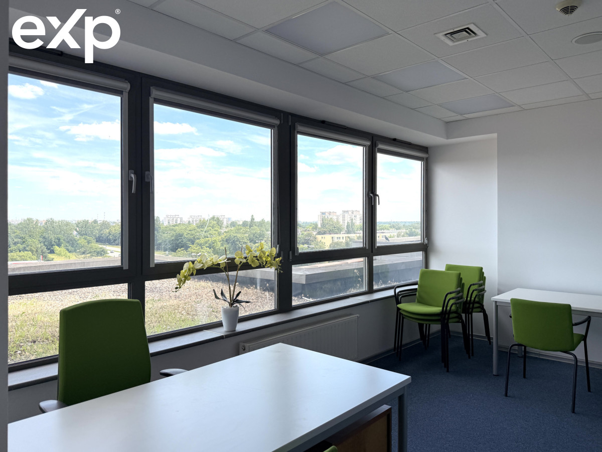 Office for sale in Łódź, ul., Traktorowa, 71-204, Łódź, Łódź, ŁÓDZKIE, Polska, 75 m²