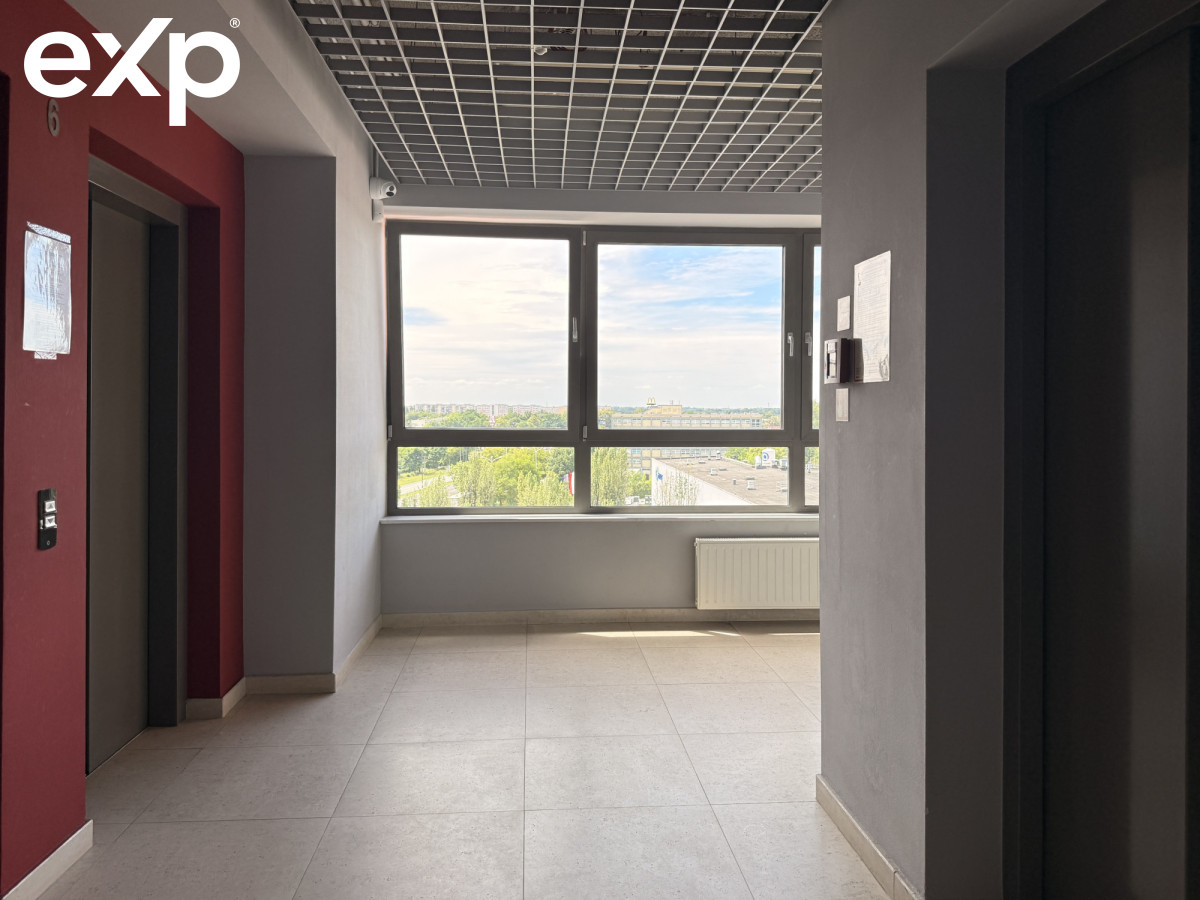 Office for sale in Łódź, ul., Traktorowa, 71-204, Łódź, Łódź, ŁÓDZKIE, Polska, 75 m²