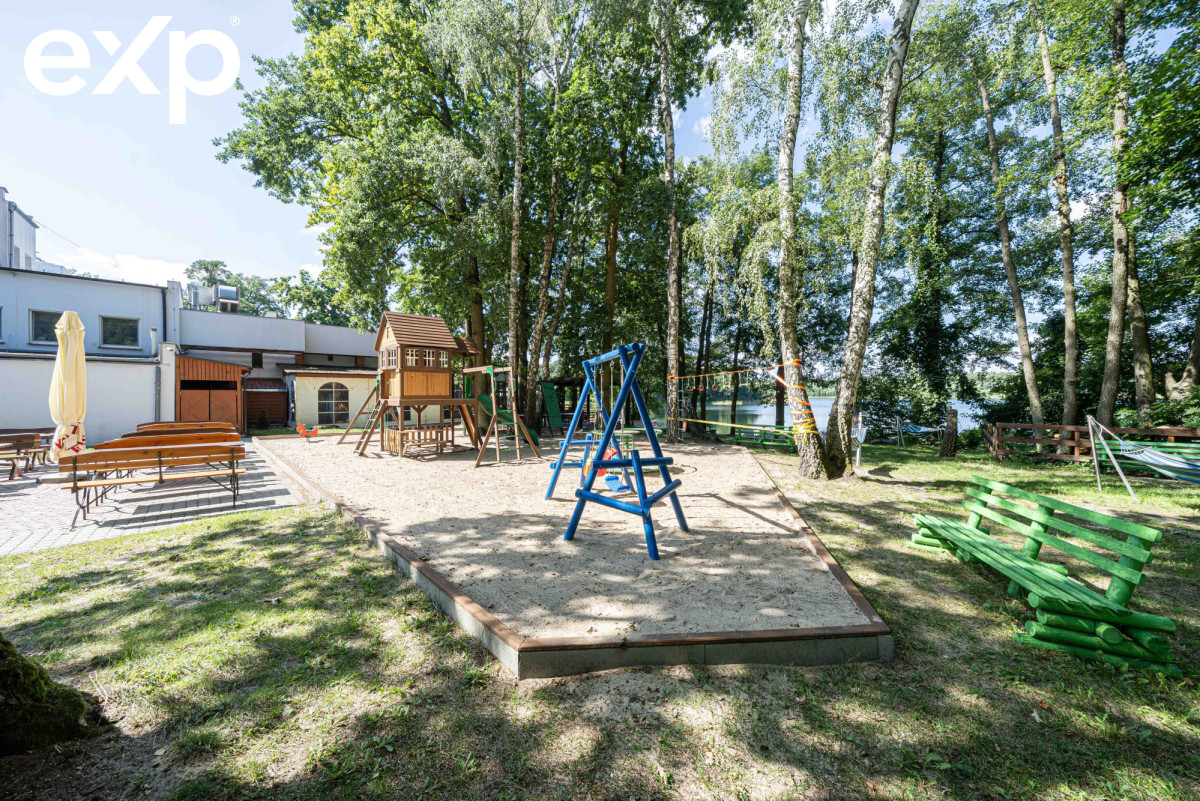 Hotel/Guesthouse for sale in Skorzęcin, 62-215, Skorzęcin, gnieźnieński, WIELKOPOLSKIE, Polska, 3614 m²