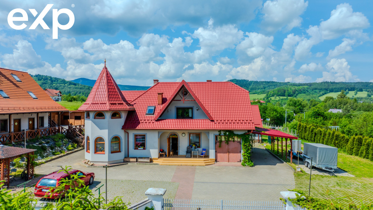 Przestronny Dom z Dodatkowym Domkiem na Wynajem w