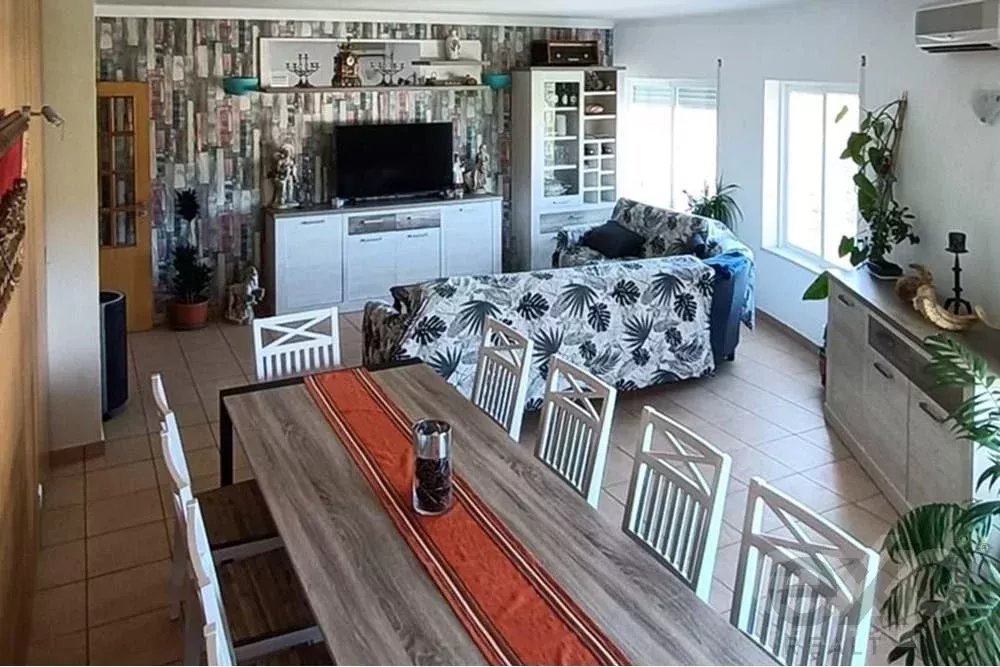 Apartamento T4 à venda em Estoi, Faro, Algarve, Portugal