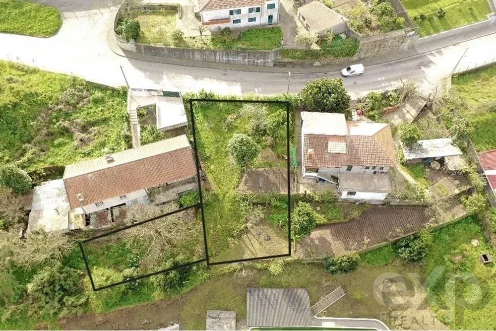 Terreno para construção de moradia em Santo Tirso