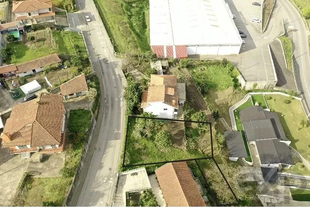 Terreno para construção de moradia em Santo Tirso