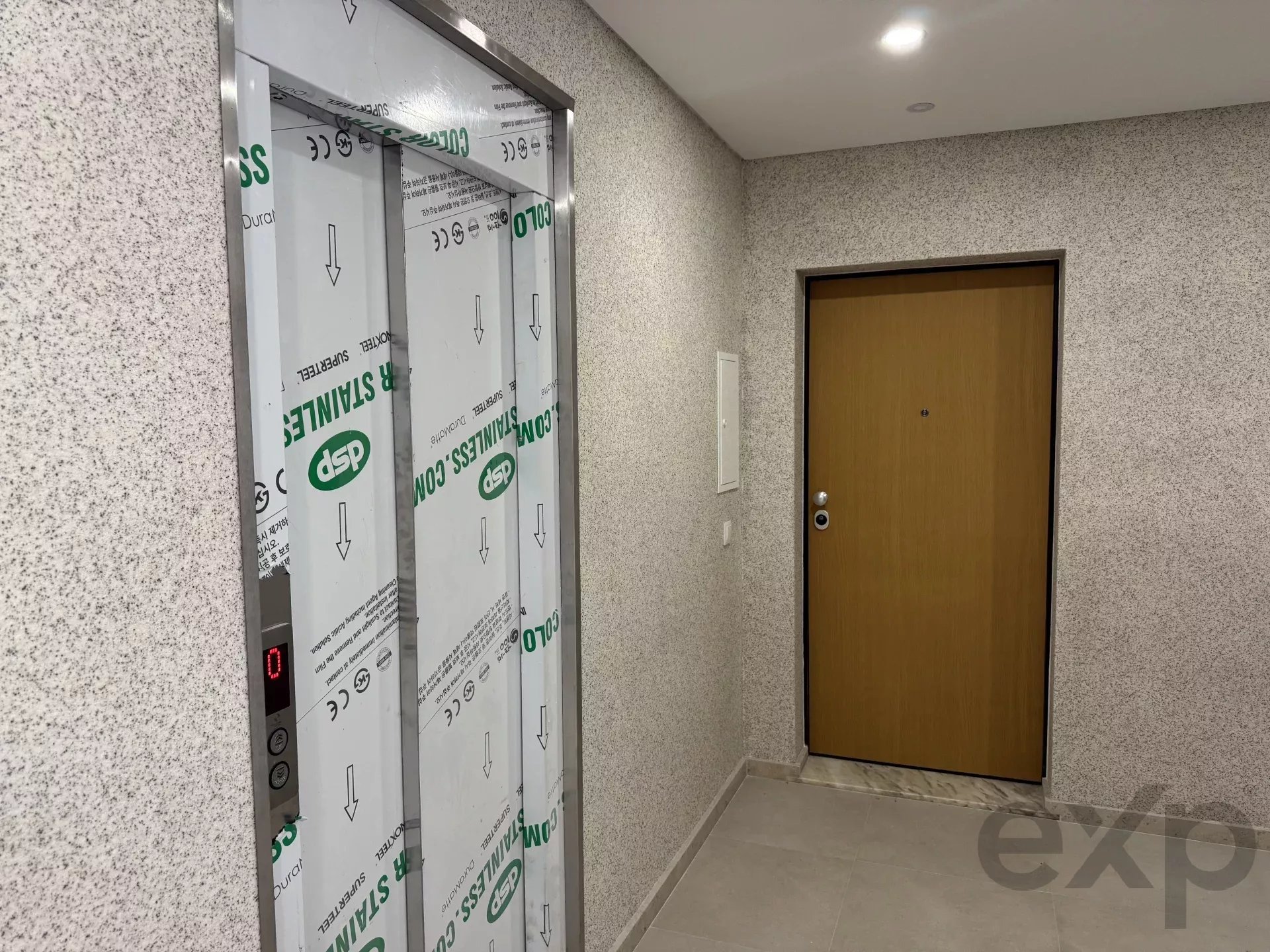 Apartamento Moderno e Bem Equipado em Amora