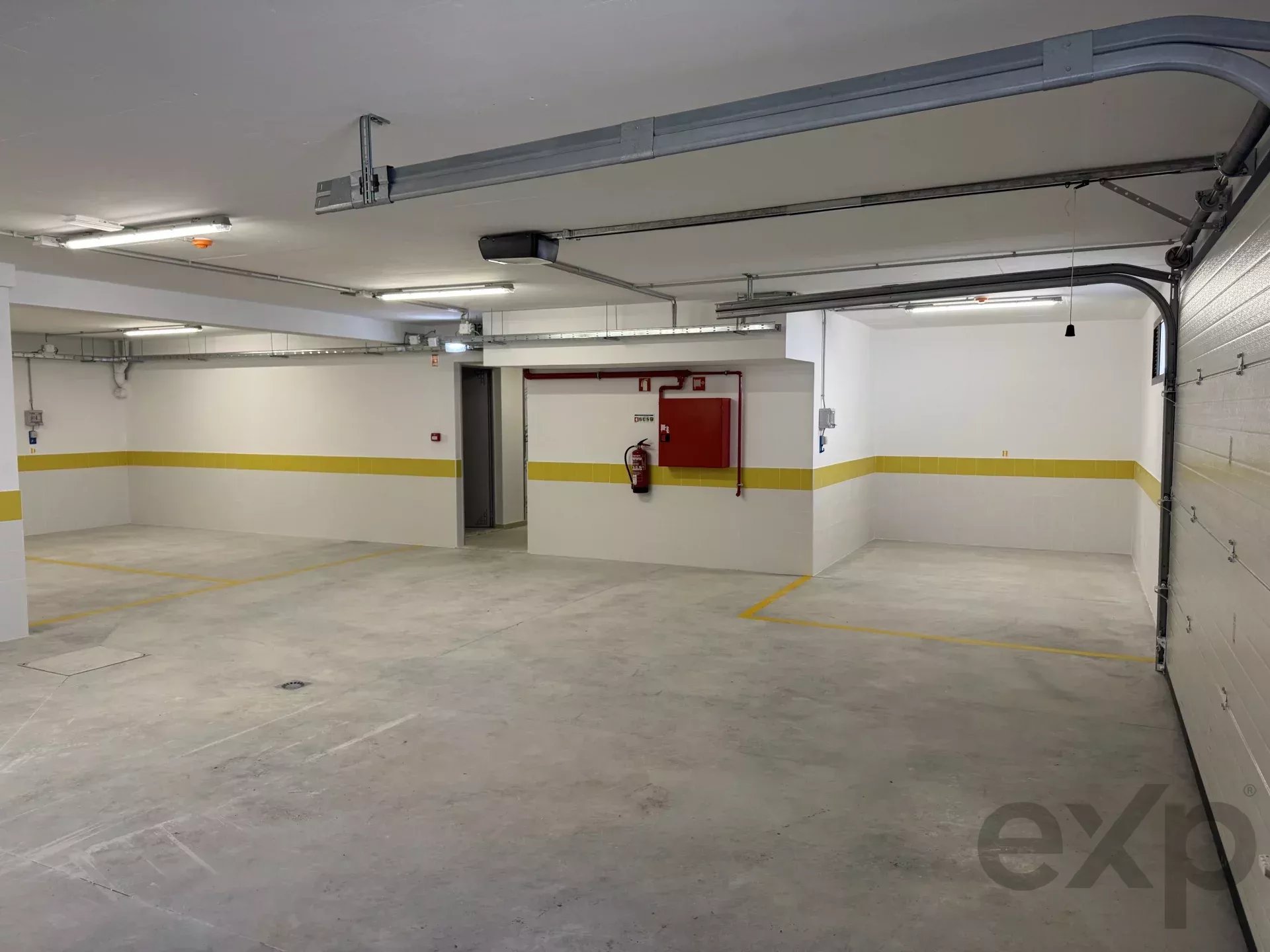 Apartamento Moderno e Bem Equipado em Amora