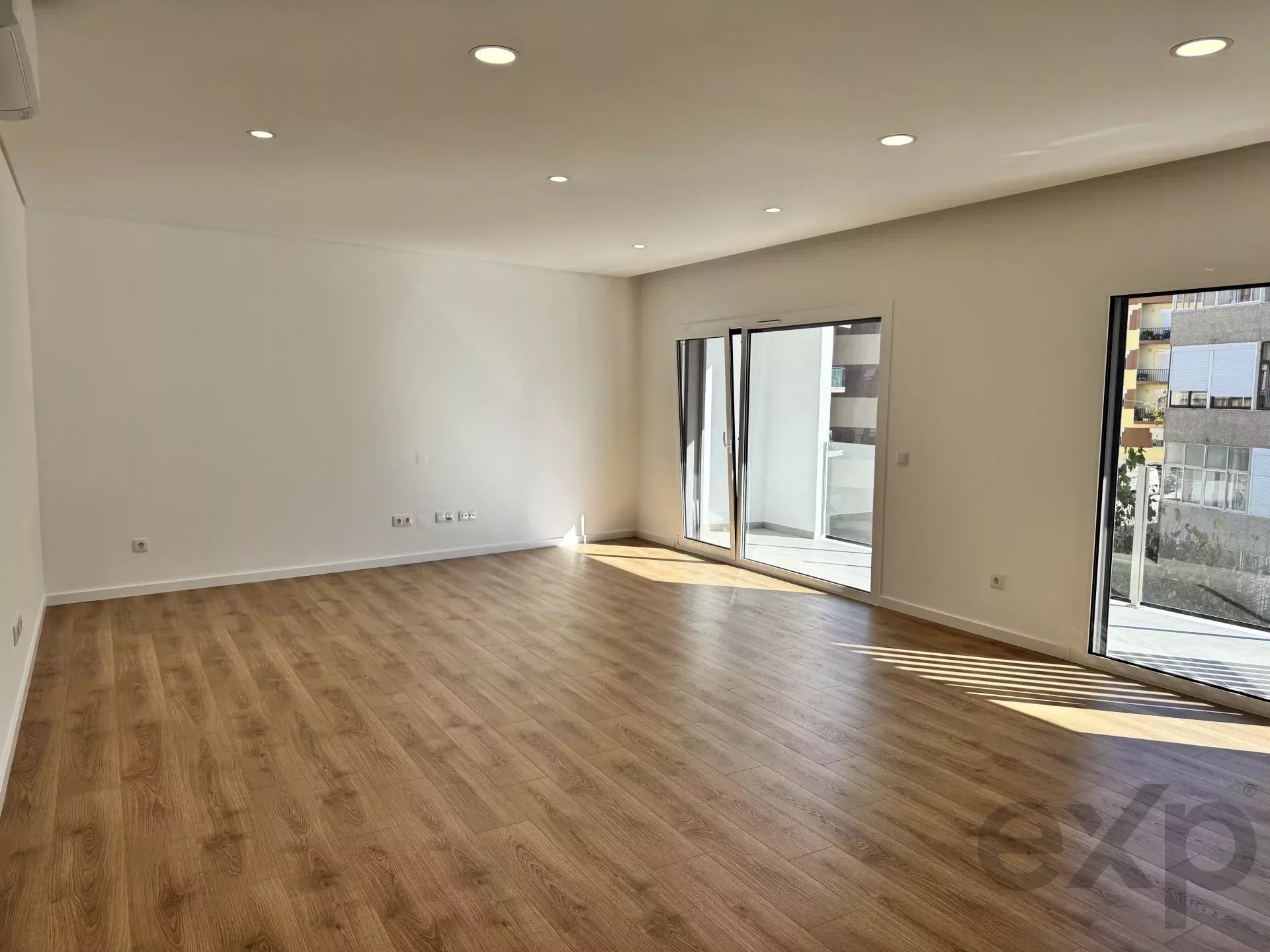 Apartamento moderno com 3 quartos e 142m² em Seixal