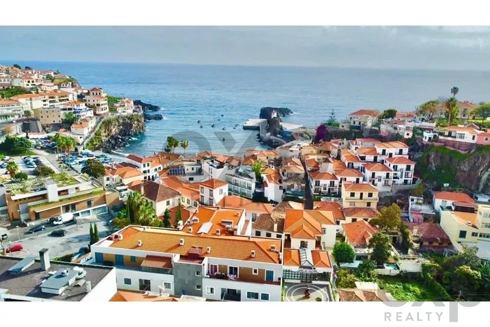 Apartamento T2 no Centro de Câmara de Lobos - Vista Baia