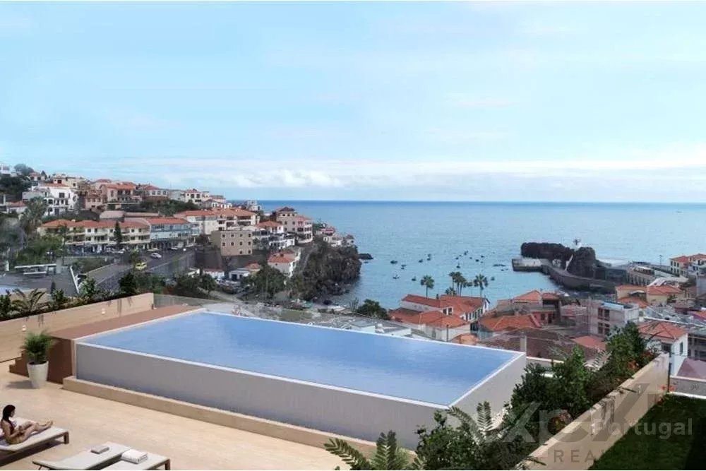 Apartamento T2 no Centro de Câmara de Lobos - Vista Baia