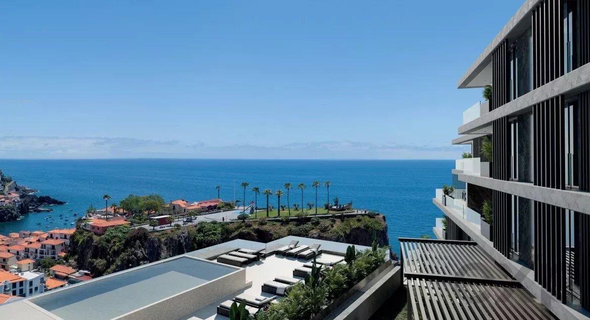 Apartamento T2 no Centro de Câmara de Lobos - Vista Baia