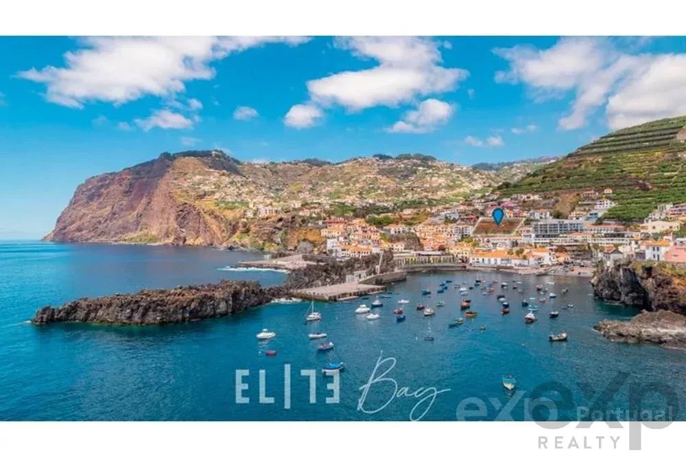 Apartamento T2 no Centro de Câmara de Lobos - Vista Baia
