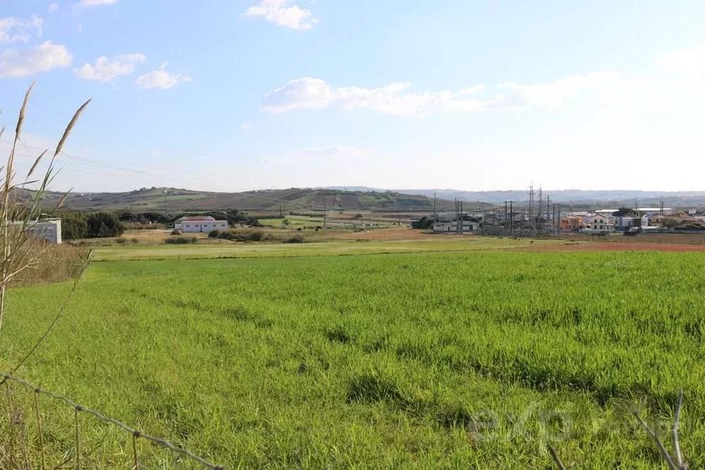 Terreno Industrial em Casalinhos de Alfaiata - Torres Vedras