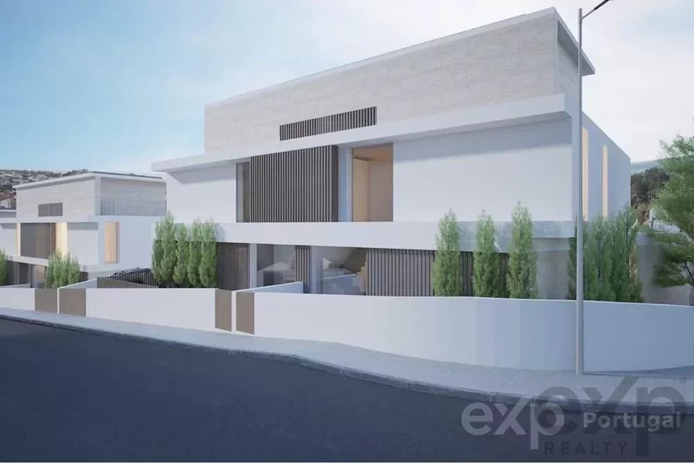 Moradia T4 com vista mar