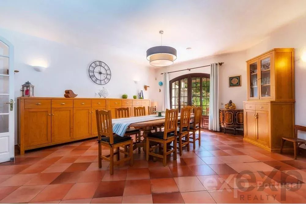 Magnificent property with swimming pool and sea view 85506554 image 8