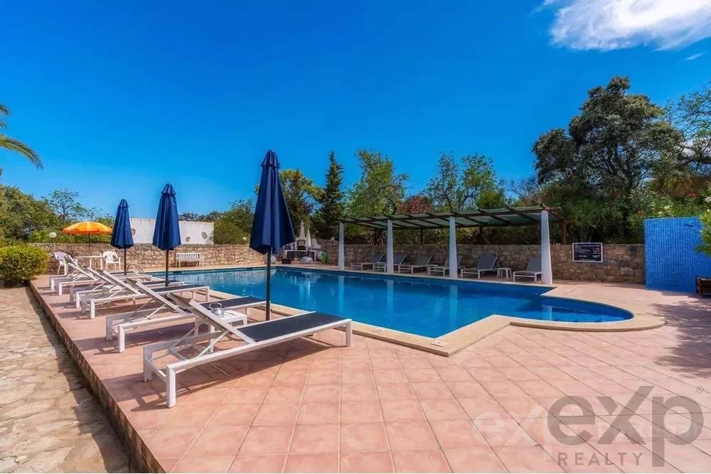 Magnificent property with swimming pool and sea view 85506554 image 32