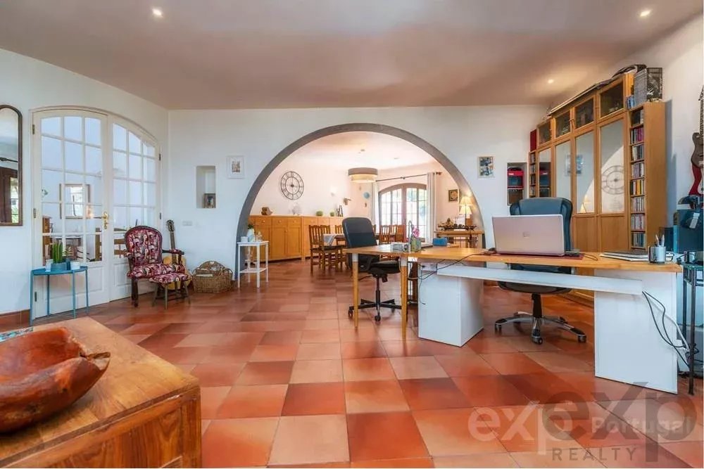 Magnificent property with swimming pool and sea view 85506554 image 12