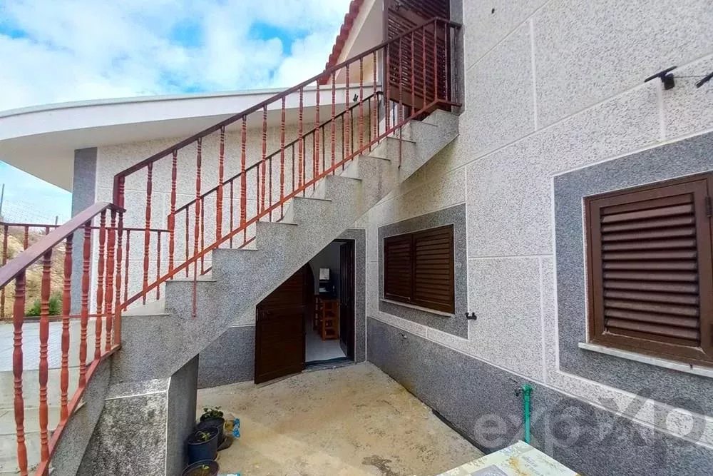 Moradia à venda em Suçães, Bairro São Gil, 171, 5370-642 Suçães, 427 m²