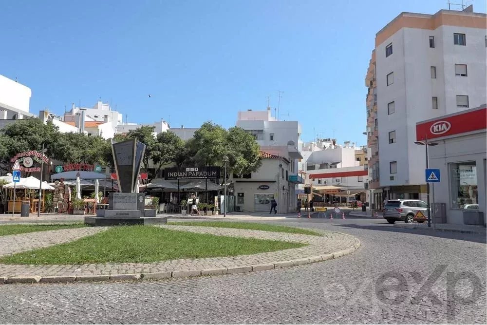 Investment with Potential in the Historic Zone of Portimão! 85506577 image 21