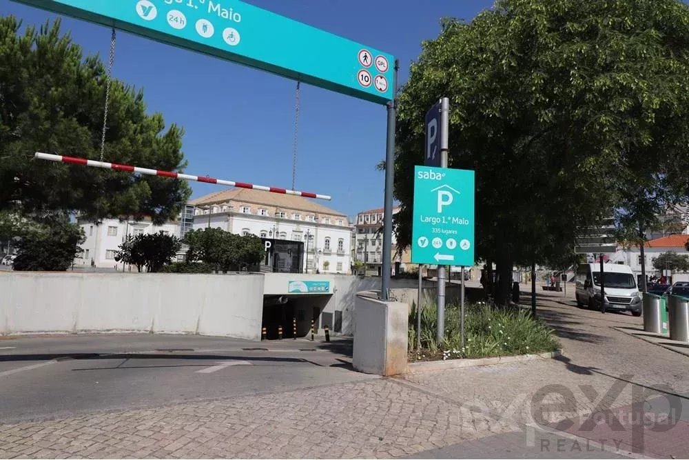 Investment with Potential in the Historic Zone of Portimão! 85506577 image 13