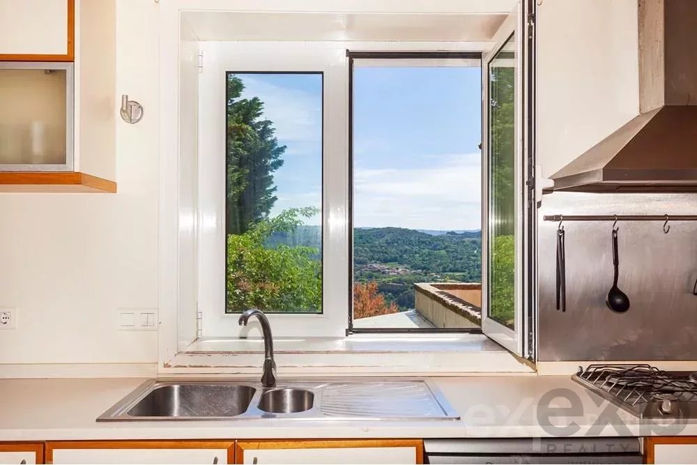 MORADIA T4 + 1 CONTEMPORÂNEA | EXCELENTE INVESTIMENTO ALOJAMENTO LOCAL E TURISMO