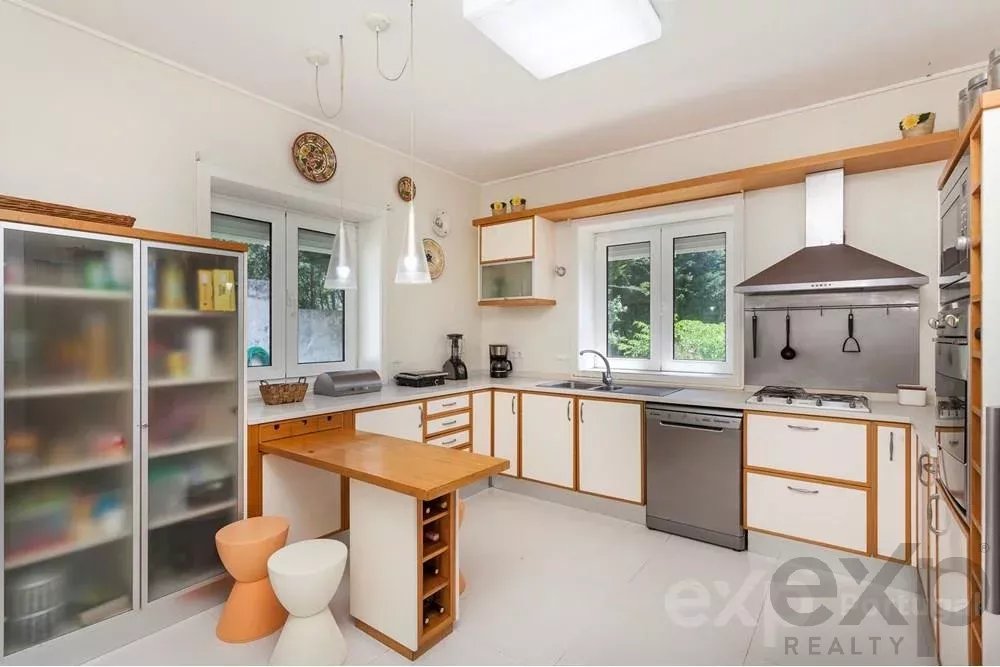 MORADIA T4 + 1 CONTEMPORÂNEA | EXCELENTE INVESTIMENTO ALOJAMENTO LOCAL E TURISMO