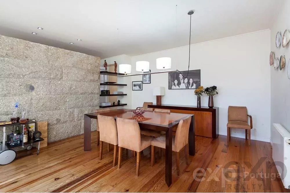 MORADIA T4 + 1 CONTEMPORÂNEA | EXCELENTE INVESTIMENTO ALOJAMENTO LOCAL E TURISMO