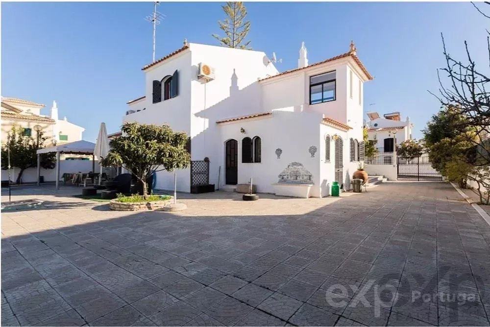 Independent family home T5 with swimming pool in Altura, Tavira, Portugal 85506704 image 10