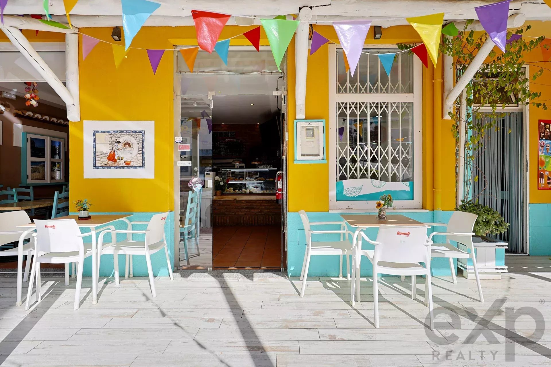Pasteleria E Pizzeria, Terraço, Parking Praia 300 M