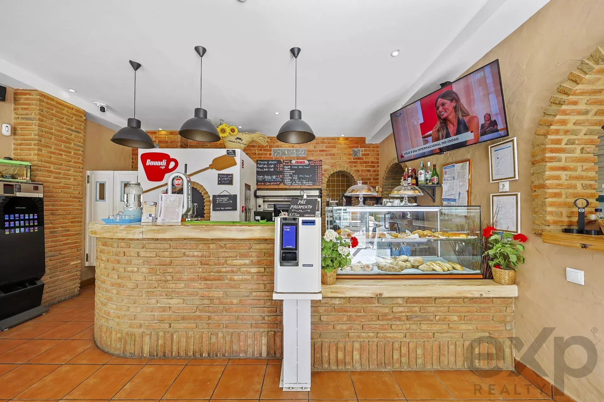 Pasteleria E Pizzeria, Terraço, Parking Praia 300 M