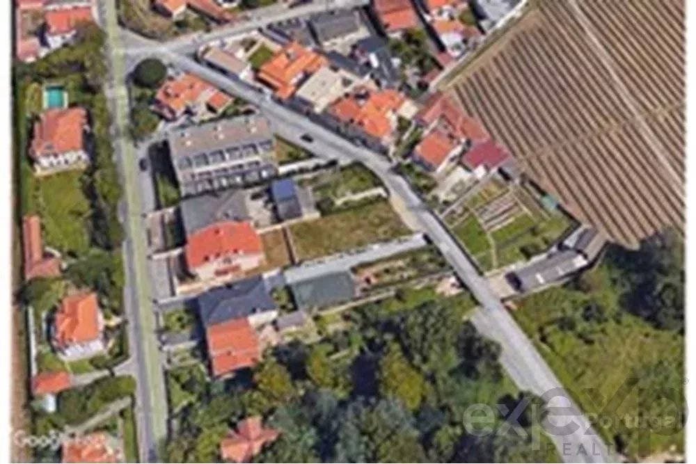 Terreno Ideal em Valadares, Porto: 700 m²