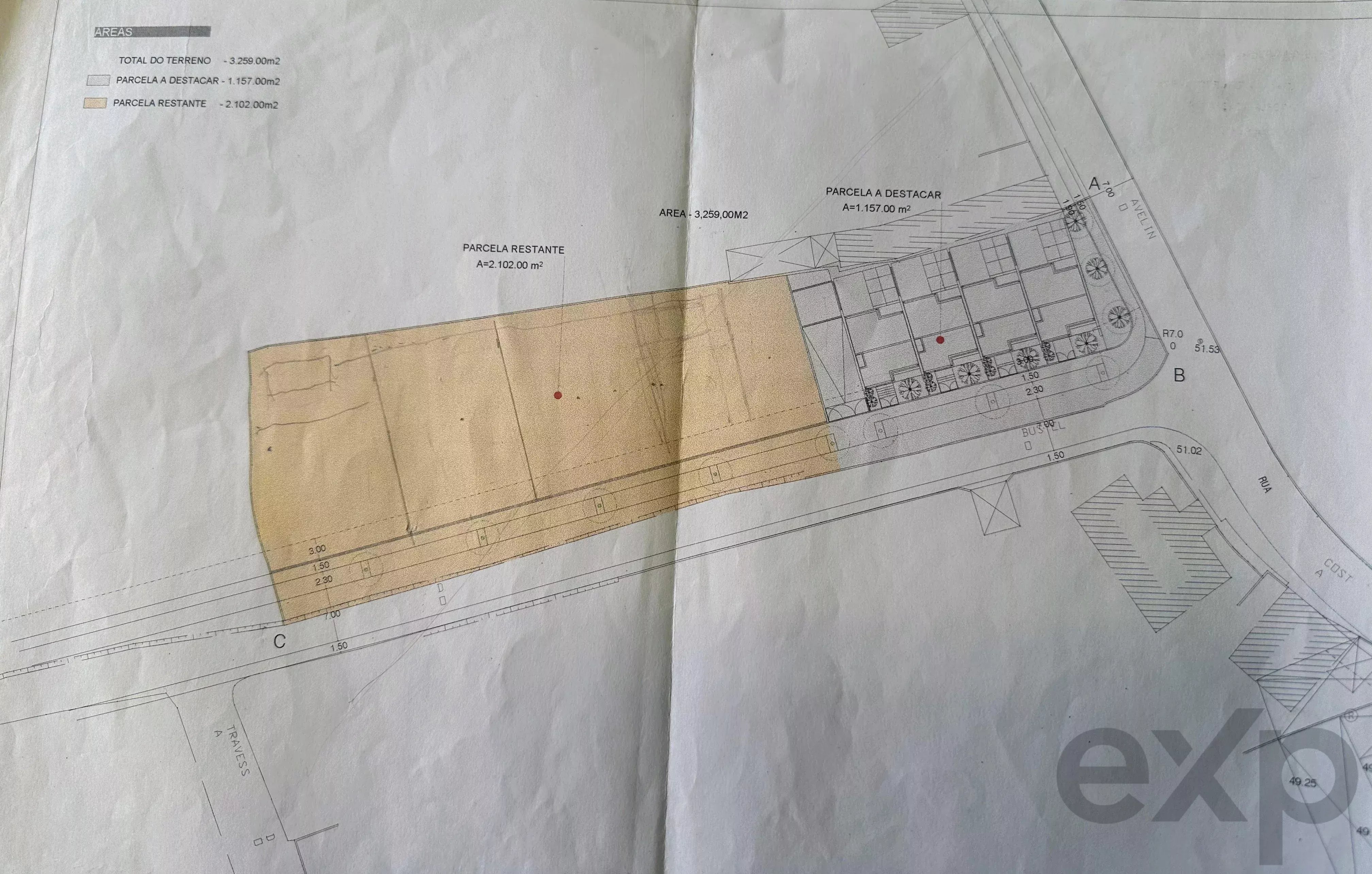 Terreno à venda em Serzedo e Perosinho, 2102 m²