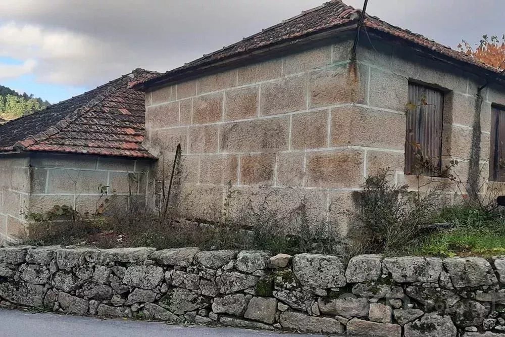 Armazém Agrícola em Pegarinhos, Alijó