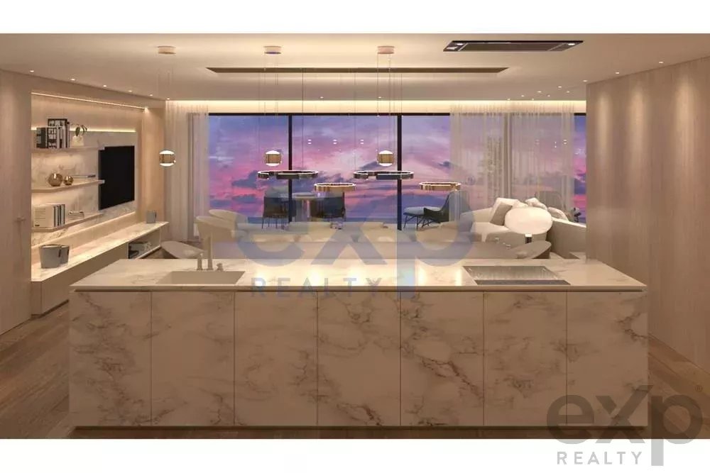 Apartamento T2 - Estrada Monumental- Varanda com 15,90m2