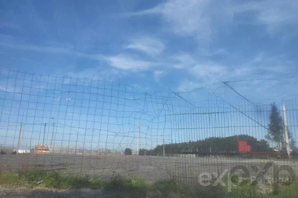 Lote de Terreno em Vila Nova de Gaia à Venda