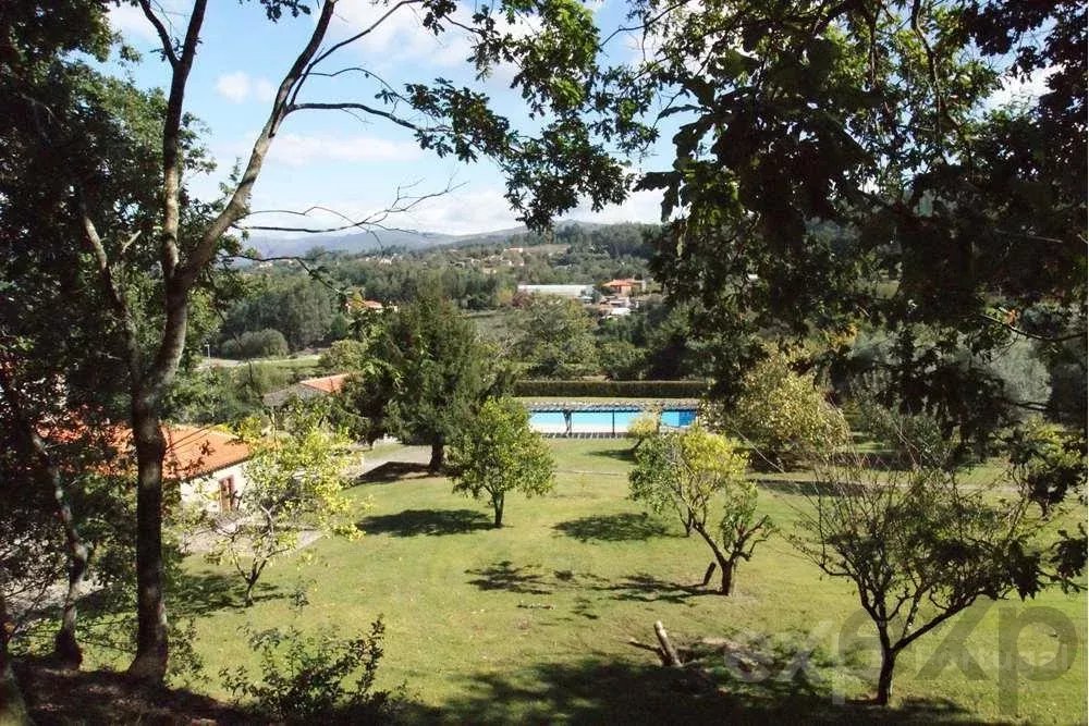Quinta com piscina e court de ténis em Valença