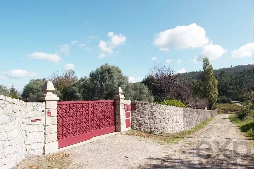 Quinta com piscina e court de ténis em Valença