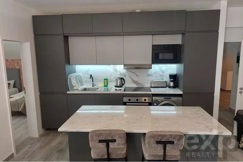Moradia isolada V7, Remodelada – União de Freguesias de Carregado e Cadafais  – ALENQUER