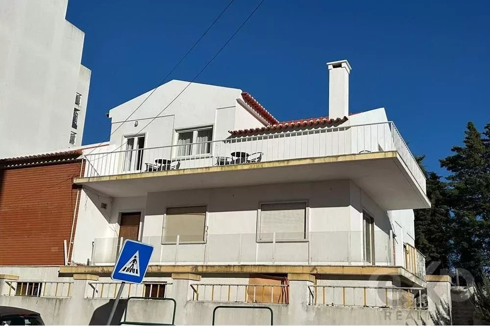 Moradia isolada V7, Remodelada – União de Freguesias de Carregado e Cadafais  – ALENQUER
