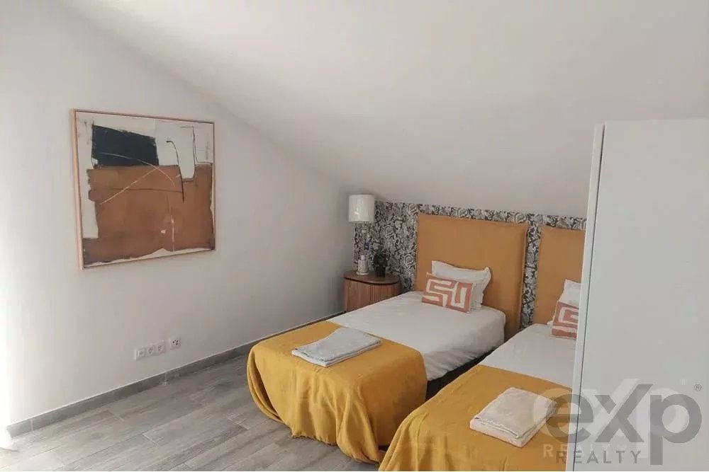 Moradia isolada V7, Remodelada – União de Freguesias de Carregado e Cadafais  – ALENQUER