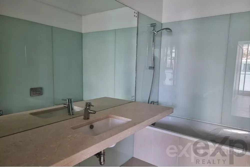 Luxo e Conforto: Viver no Coração do Funchal