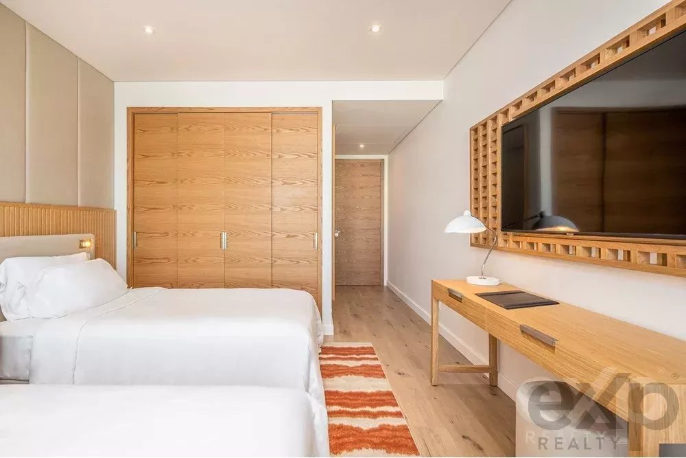 T2 Duplex Apartment, Hyatt Regency, Lisbon Residences 85507008 image 14