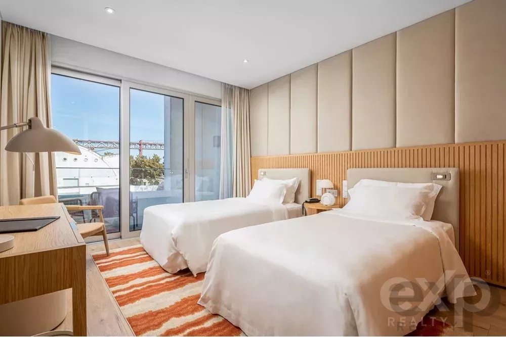 T2 Duplex Apartment, Hyatt Regency, Lisbon Residences 85507008 image 15
