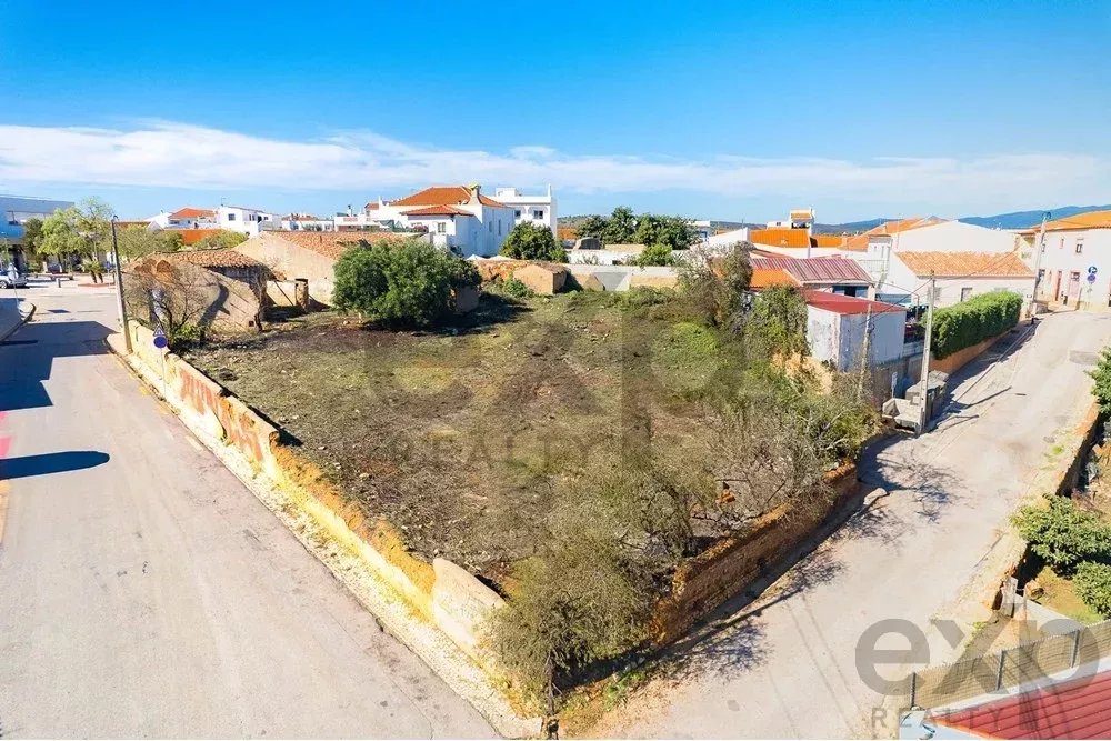 Central construction plot in Odiáxere suitable for the development of apartments or villas 85507201 image 12