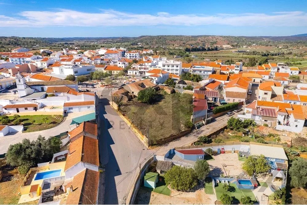 Central construction plot in Odiáxere suitable for the development of apartments or villas 85507201 image 11
